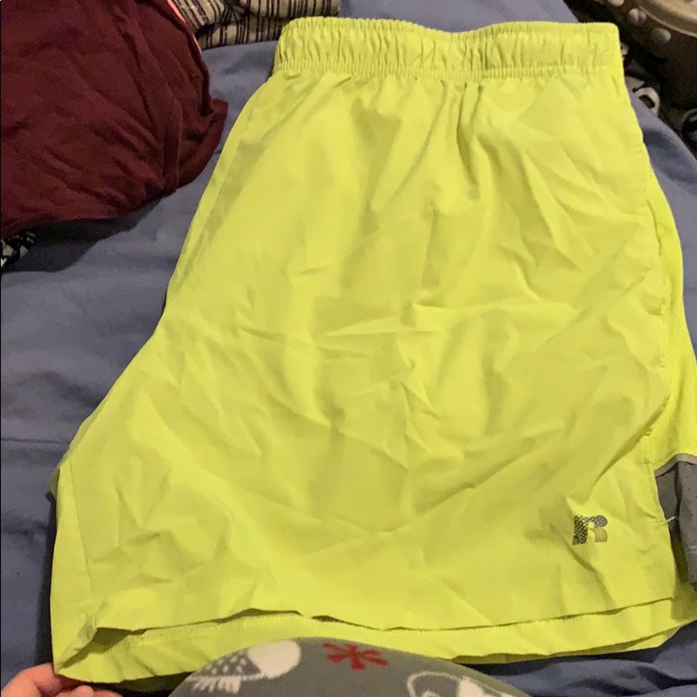 Shorts with pockets